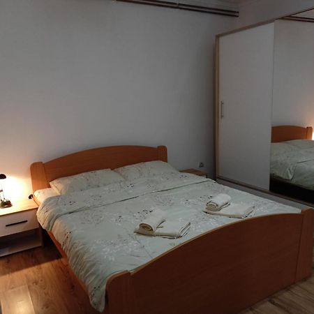 Apartmani Dora Leskovac Leskovac  Exterior photo