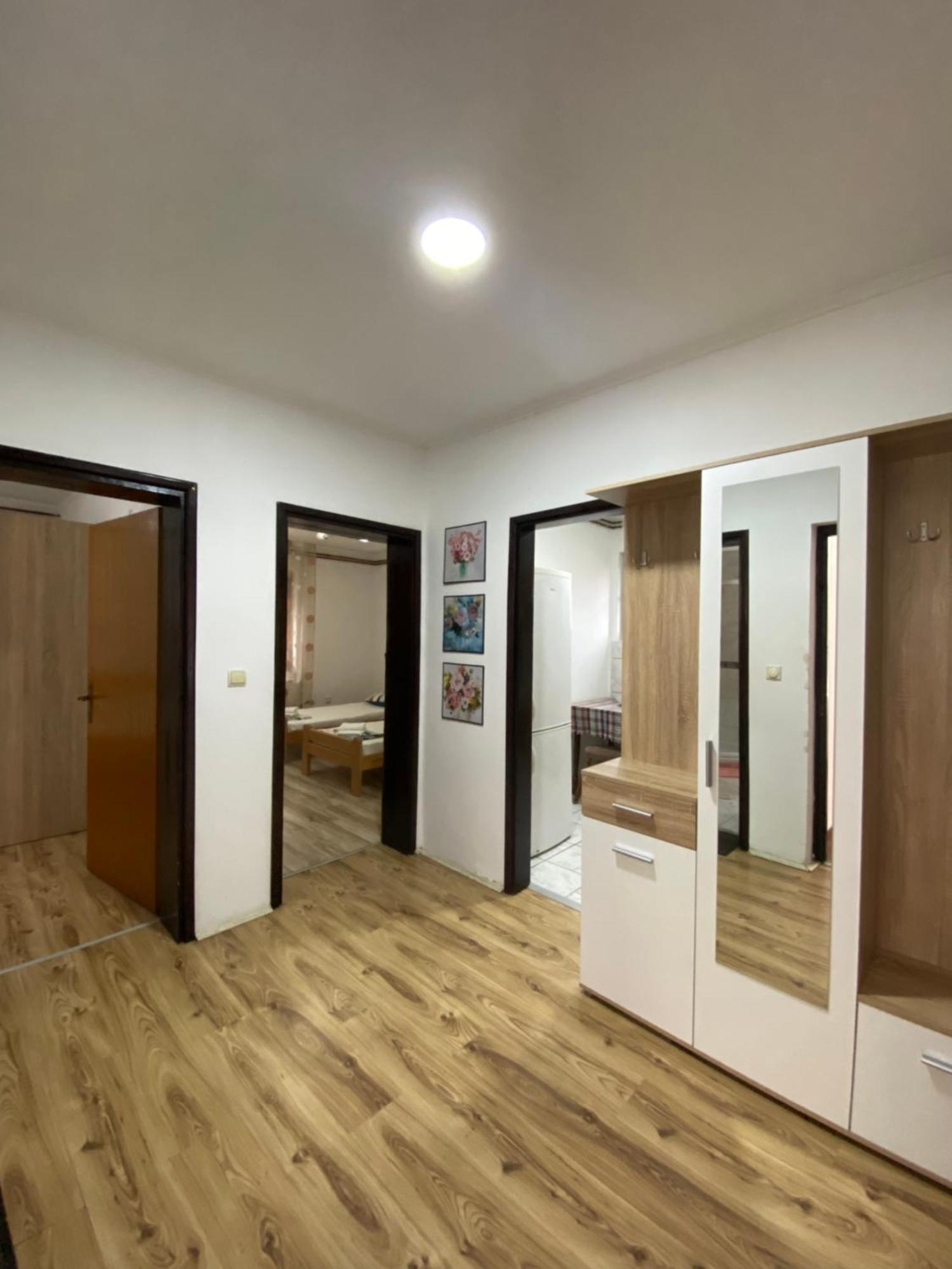 Apartmani Dora Leskovac Leskovac  Exterior photo