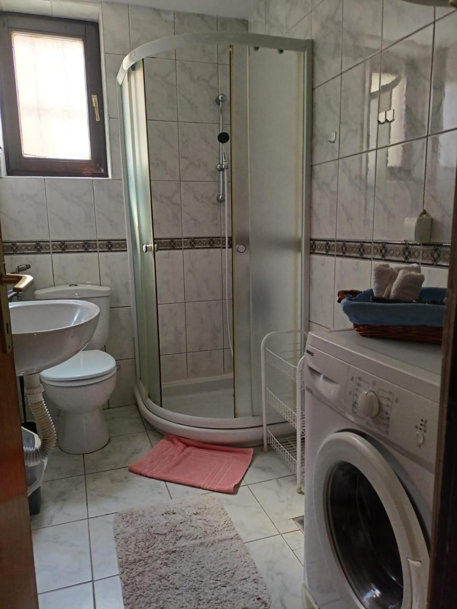 Apartmani Dora Leskovac Leskovac  Exterior photo